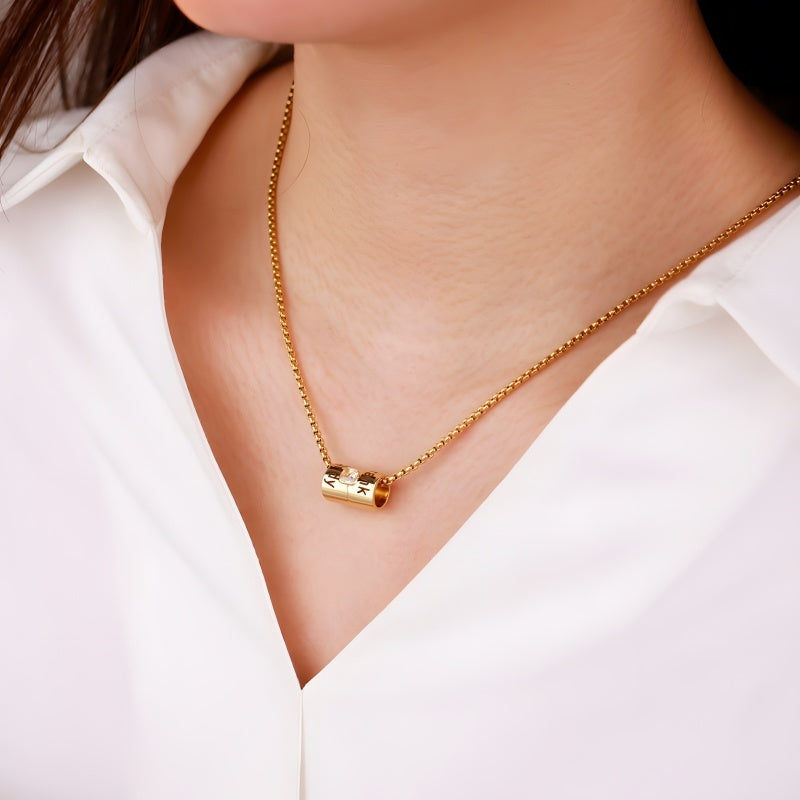 Diamond Heart Necklace - Engravable Valentine's Day Gift for Women