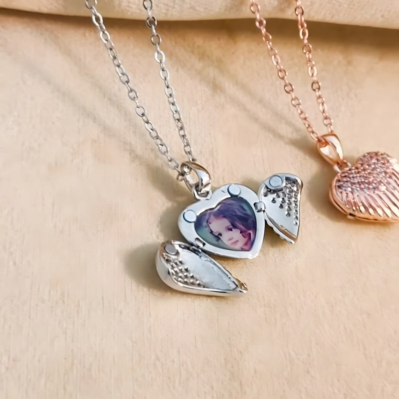 Heart-Shaped Photo Pendant Jewelry Set - Diamond-Cut Pendant with Engravable Bracelet