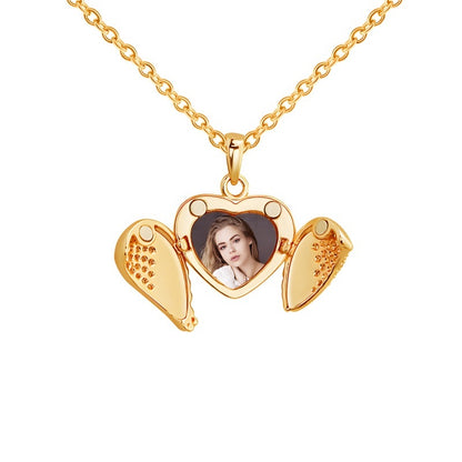 Heart-Shaped Photo Pendant Jewelry Set - Diamond-Cut Pendant with Engravable Bracelet